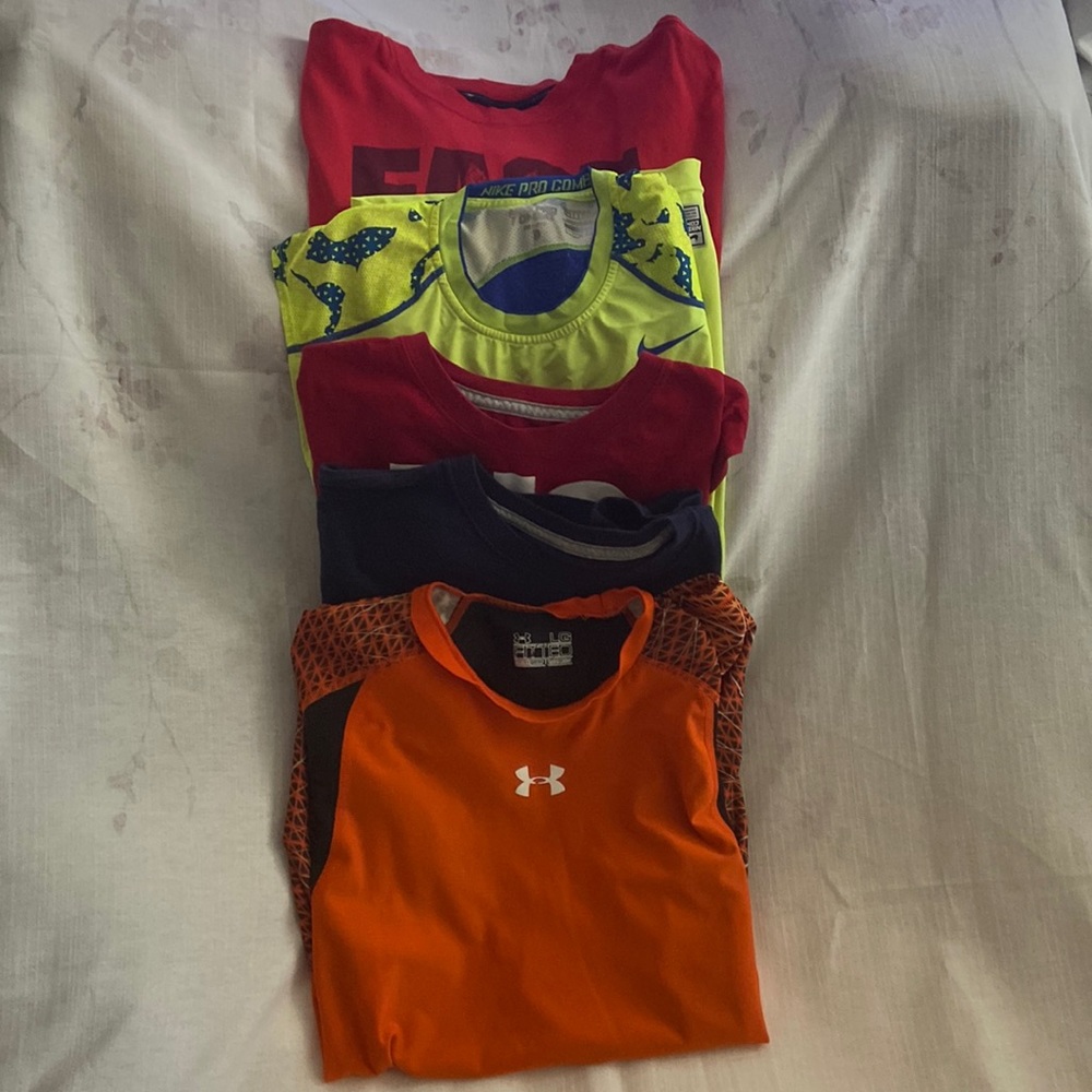 BUNDLE 5 Mens Nike & Under Armour shirts - Picture 1 of 13